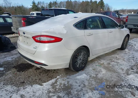 2014 Ford Fusion Se z USA, uszkodzony, nr VIN 3FA6P0HD4ER216816